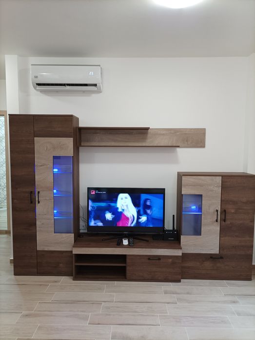 Дава се под наем Двустаен апартамент в Варна, Гръцка махала - 60 кв.м за 459 € - Снимка #1