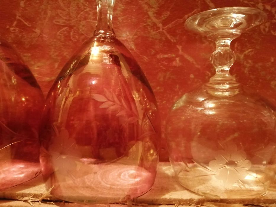 Кристални чаши, цветен кристал