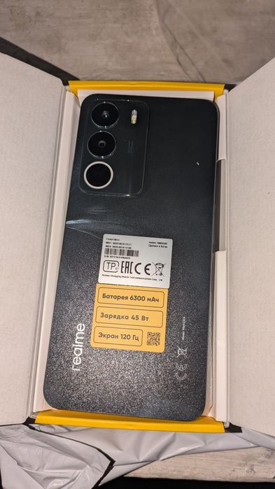 Realme C71 смартфон