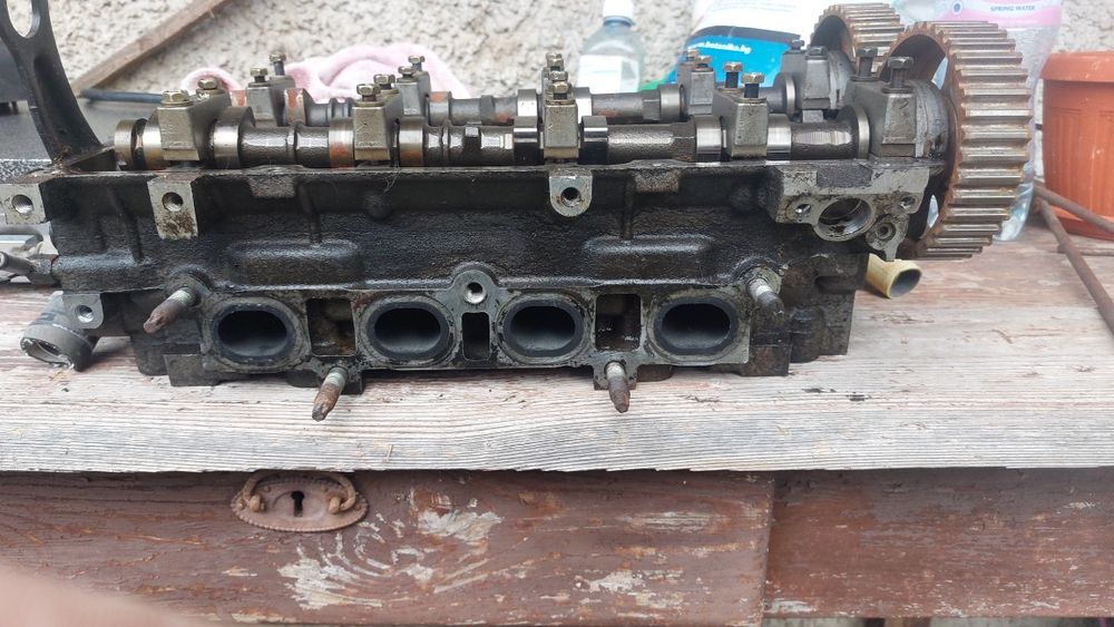 Цилиндрова глава Форд фокус 2006г