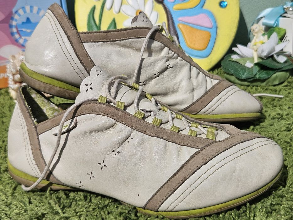 Reebok спортни обувки от кожа N38