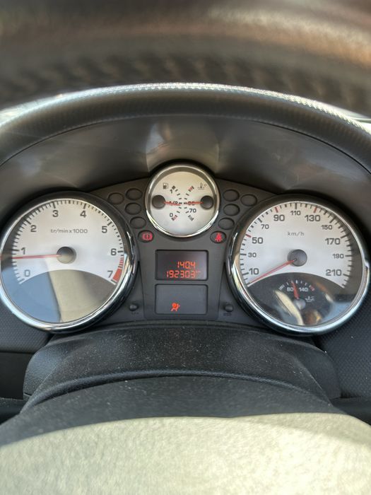 Peugeot 207 CC, 1.6 бензин