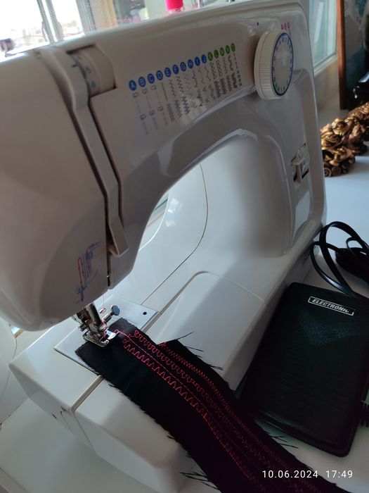 Швейная машина Boutiqu -12