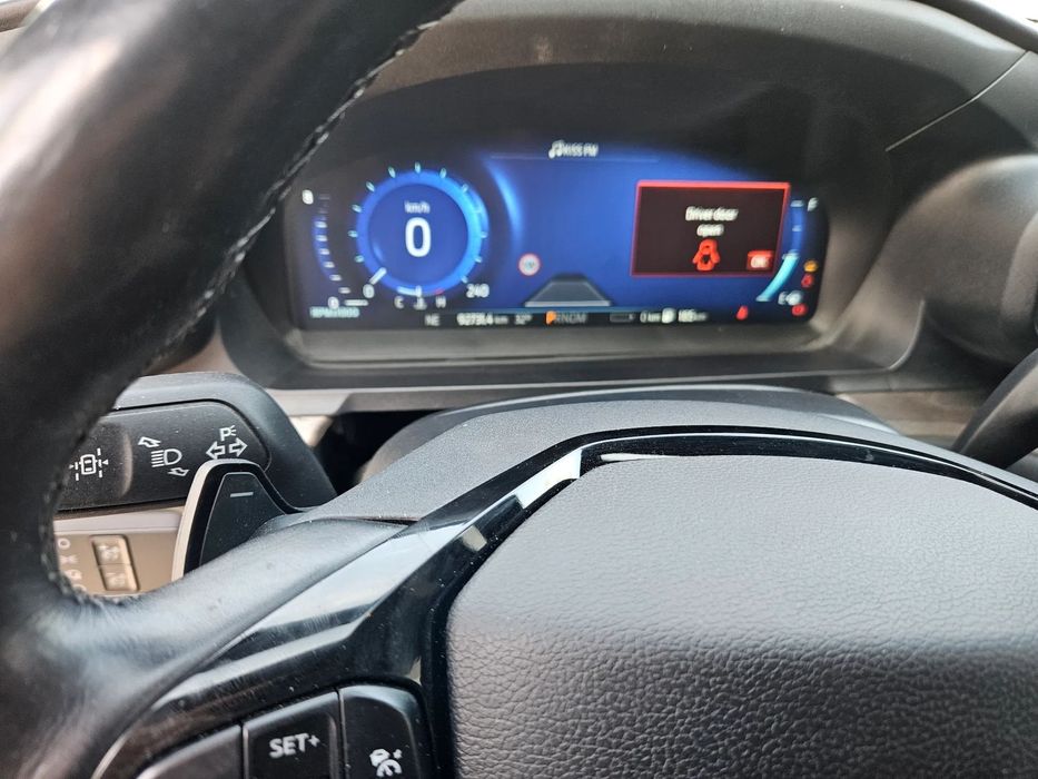 Ford Explorer Ford Explorer Platinium,3.0L,PHEV,457 HP,panoramic,7 locuri,