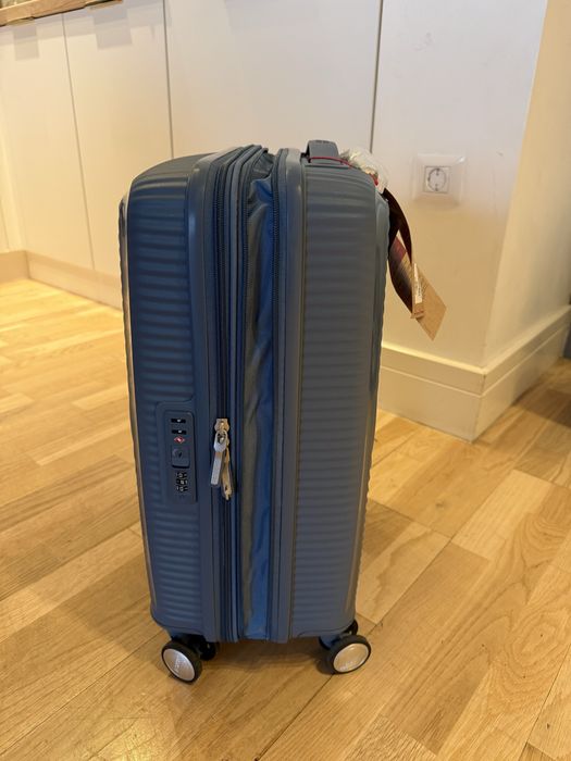 Troller American Tourister Soundbox 55
