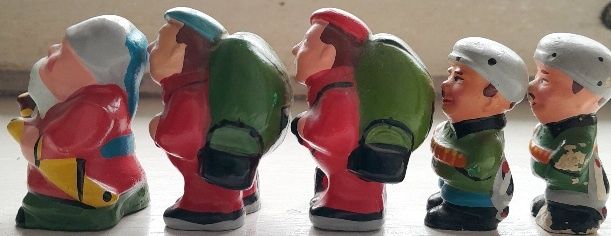 Статуэтки курильщики Гипс крашеный глазурью