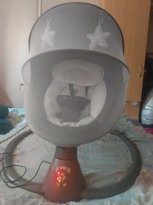 Продам шезлонг новый