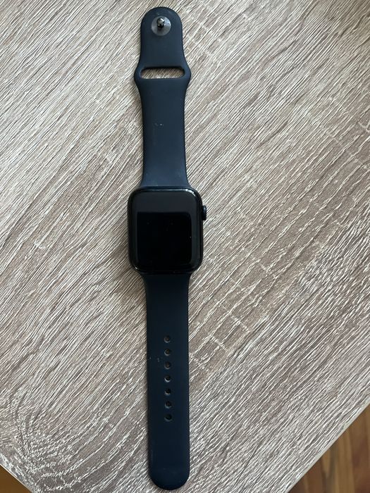 Часовник Apple watch SE2