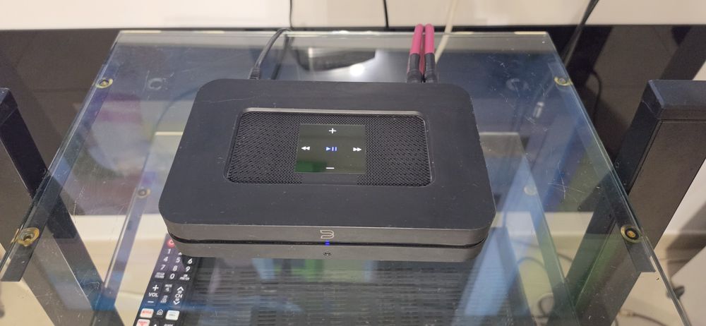 Streamer DAC Bluesound Node 2i Wifi Bluetooth Tidal Spotify USB iesire Subwoofer