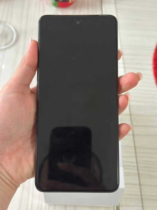 OPPO A98 5g ingrijit