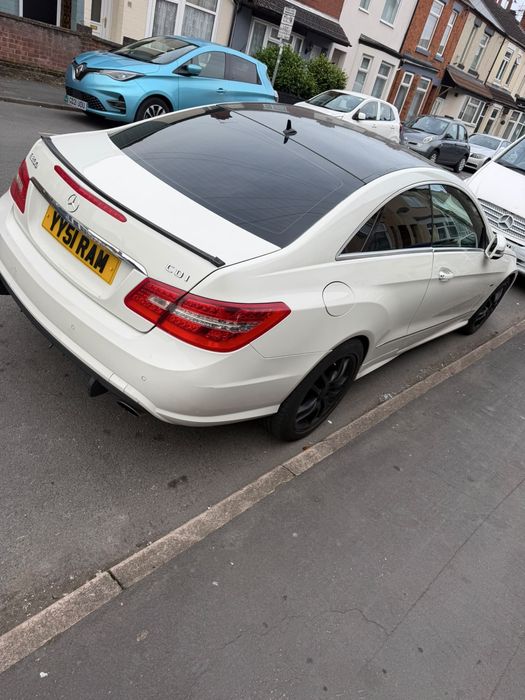 Vand audi q5 si E350d  anglia