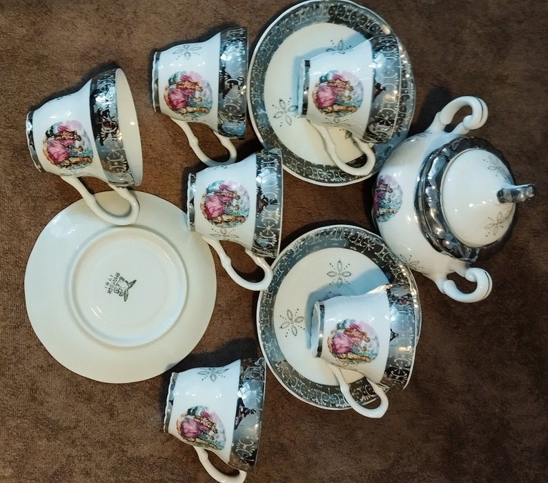 Сервизы чайный, кофейный