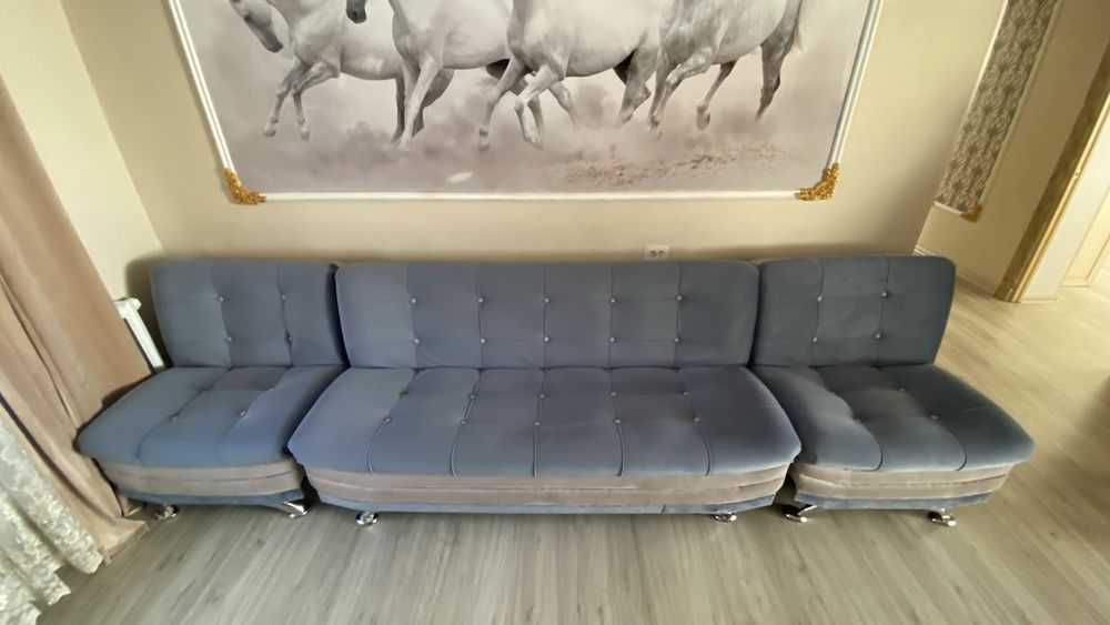 Диван с креслой чехол в подарок