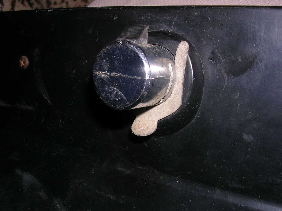 Капак за жабка за Лада ВАЗ 2105