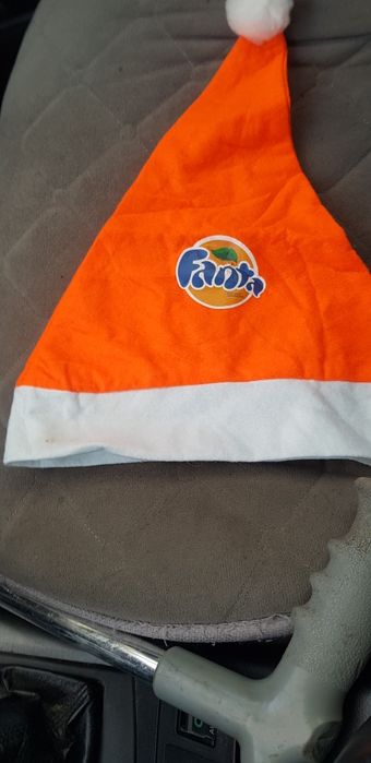 Продам колпак санта клаусаа