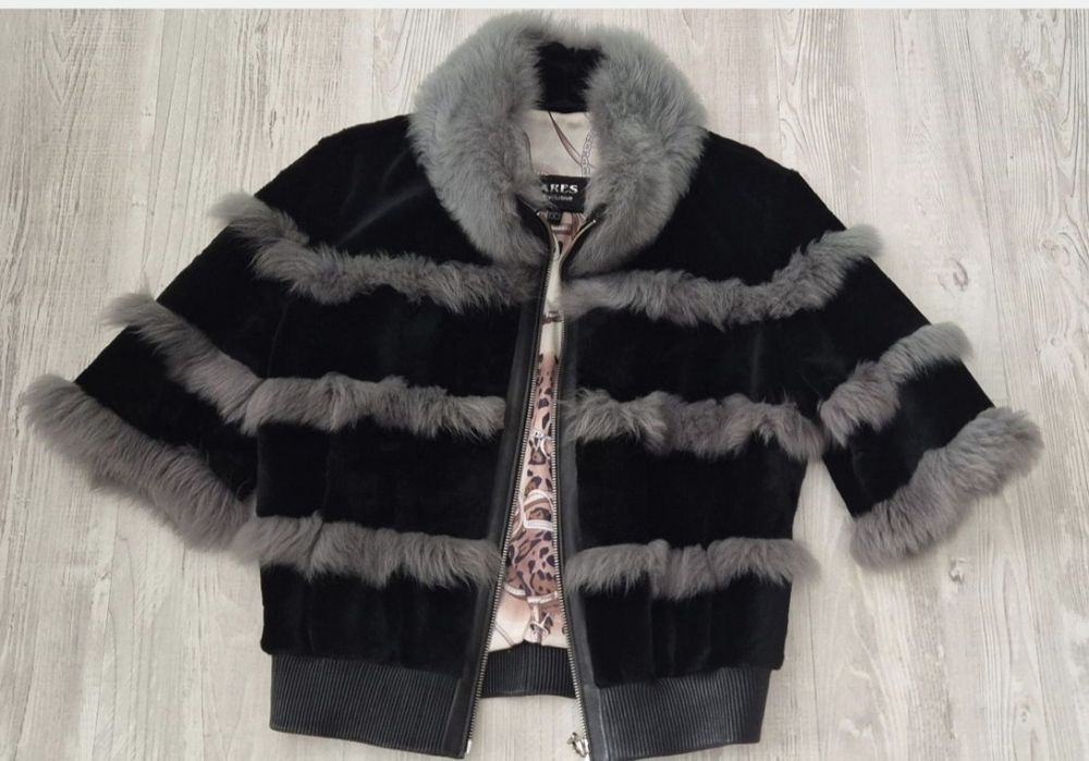 Златно кожено яке