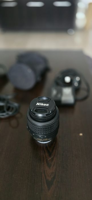 Aparat foto DSLR NIKON D5000