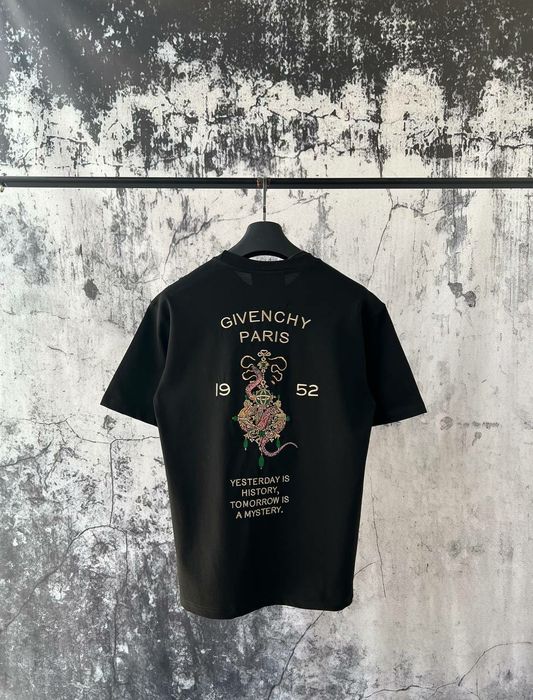 Tricou Givansi calitate premium