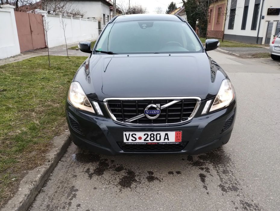 Volvo XC 60 Volvo XC60 2,0 Diesel in 5 Pistoane 163 CP,An 2012 , Cutie Manuală