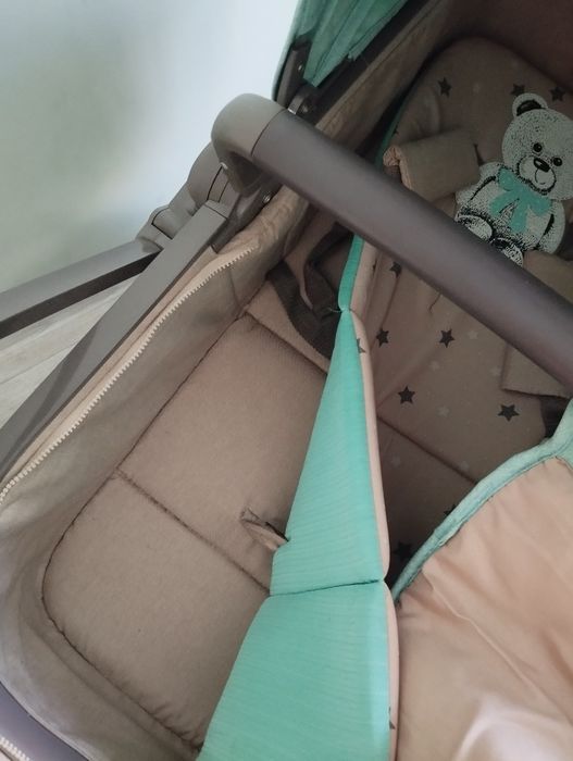 Коляска в хорошем состояние, трансформер