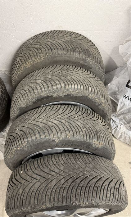 Set Jante Ford 17 inch  cu cauciucuri de iarna DOT 2024