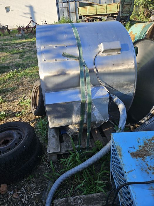 Tank de lapte trifazat