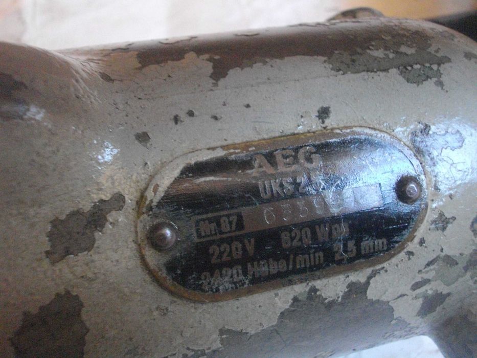 Пневматичен Такер Промишлен HALBOUD Ел.Ножица реже ламарина 2,5мм AEG