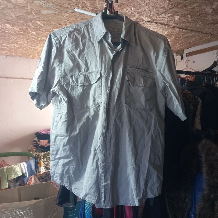Продам мужские рубашки