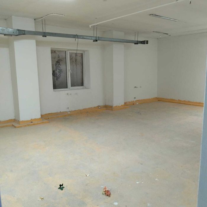 Коммерческое помещение 180 кв.м.