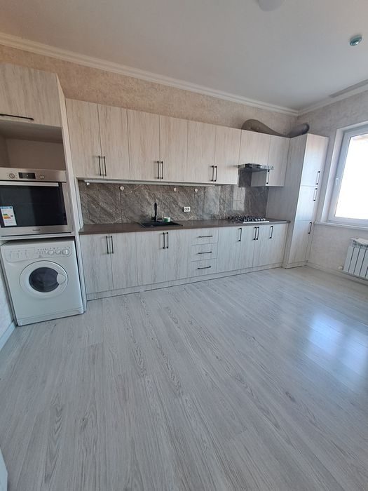 Срочно квартира сотилади