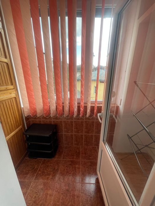 Apartament de vânzare cu 4 camere