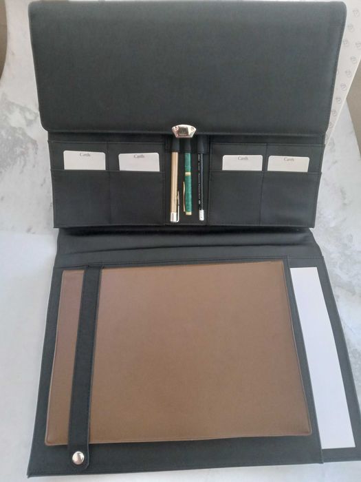 Портфель-папка,порфель и сумка-чемоданчик кожанные