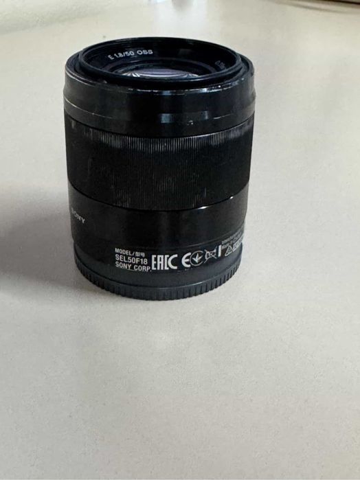 Обьетив Sony 50mm 1.8