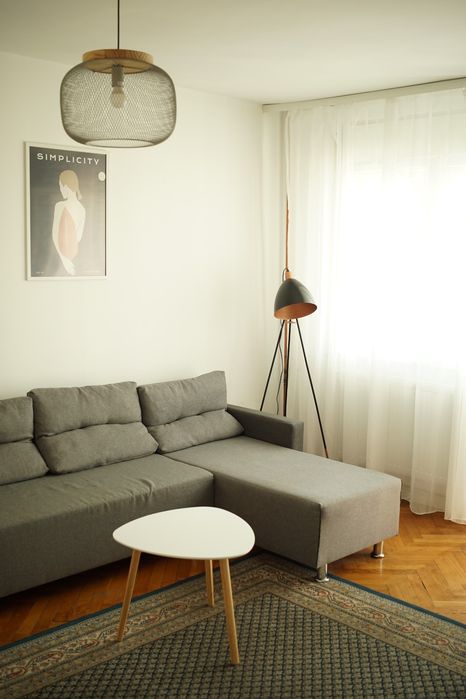 Inchiriez apartament 2 camere Circumvalatiunii — fotografia 1