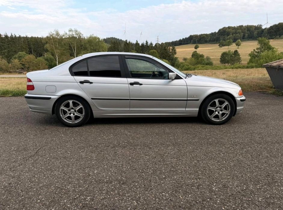 Dezmembrez BMW Seria 3 E46 320D M47D20 Manuala 136CP (100KW) 1998-2001