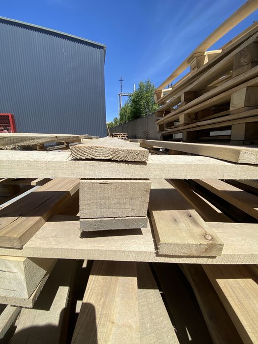 Продам поддоны по 1200 тг самовывоз