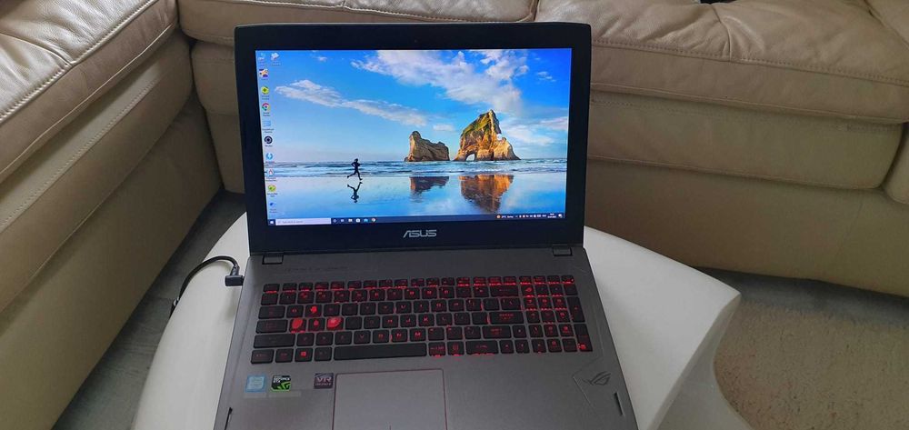 Laptop Gaming ASUS ROG GL502VS cu procesor Intel Core i7, 15.6, Full HD, 12GB RAM, 128GB SSD SATA + 1T HDD NVIDIA GeForce GTX1070 8GB