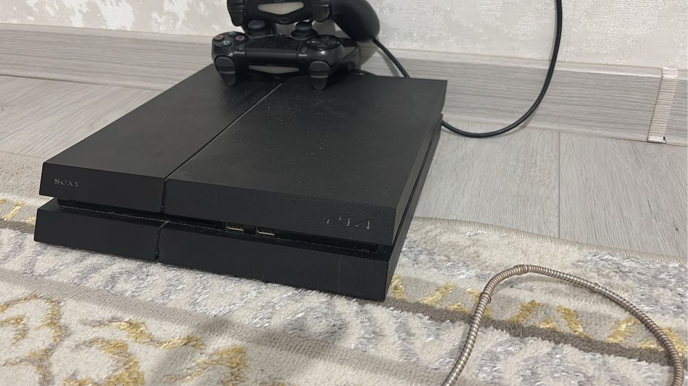 Продам пс4. Состояние отличное