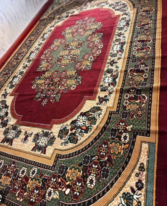 Ковры Б/У но хорошее состояние