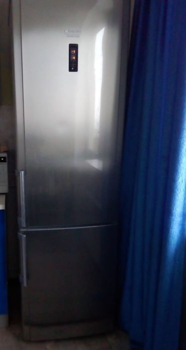 Холодильник Аристон