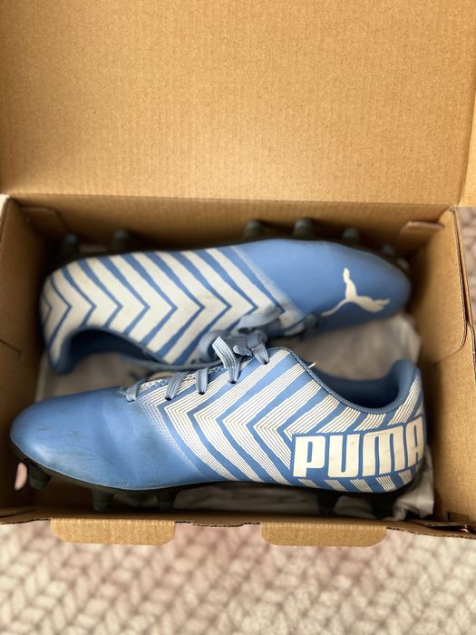 Маратонки за футбол. Кецове