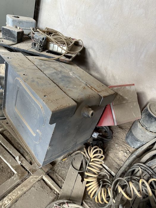 Гидравлический бак самосвал