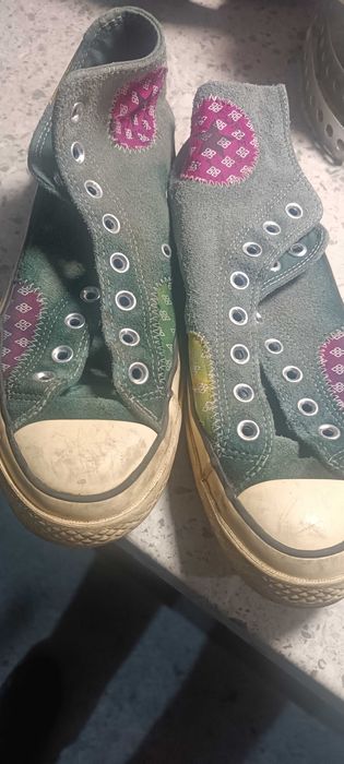 Продавам кецове Конверс