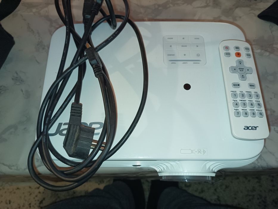 Видеопрожектор  acer