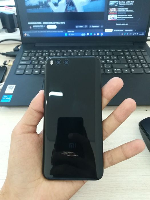Xioumi Mi 6 flagman