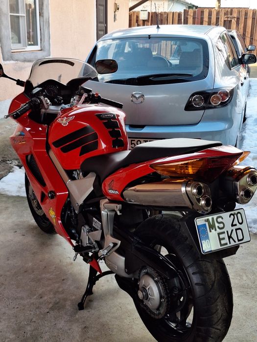 Honda VFR 800 vTec