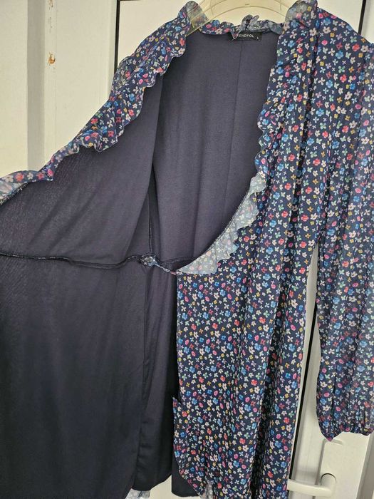 Красива Рокля Тrendyol