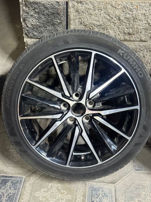 ДИСКИ R18 с резиной на Камри 70-75