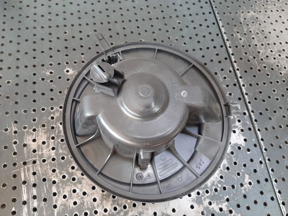 aeroterma ventilator habitaclu vw passat b6  golf 5 1k1819015a