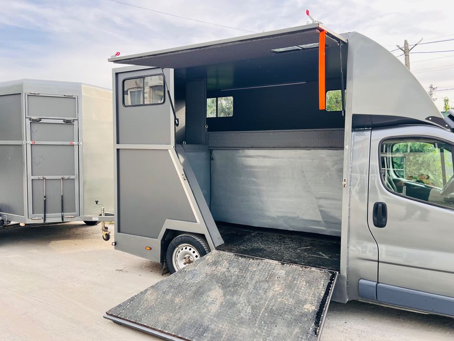 Коневоз Opel Vivaro отличном состоянии!!!